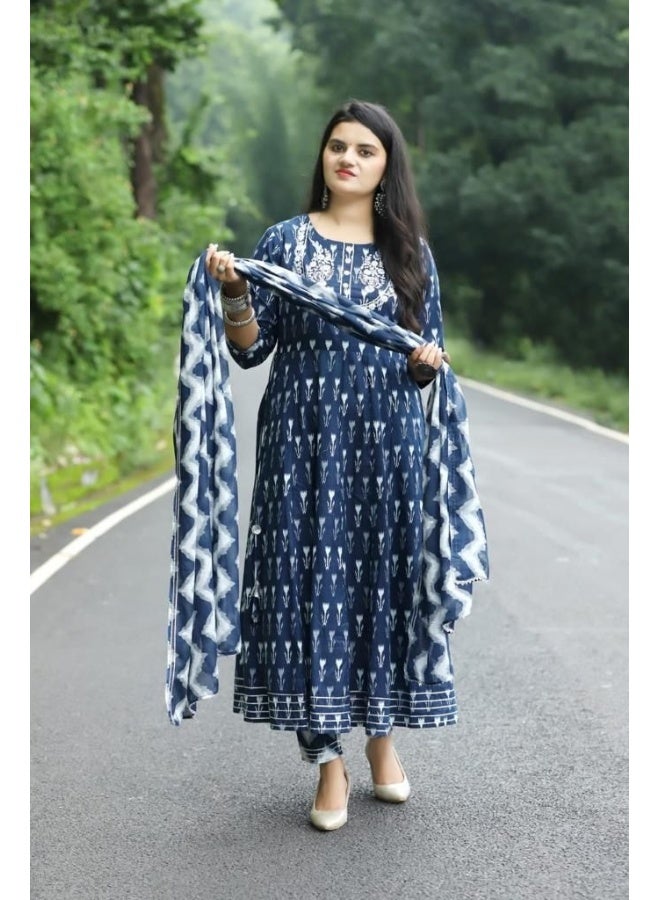 piludi Embroidered Kurta Set with Dupatta for Women - Image 4